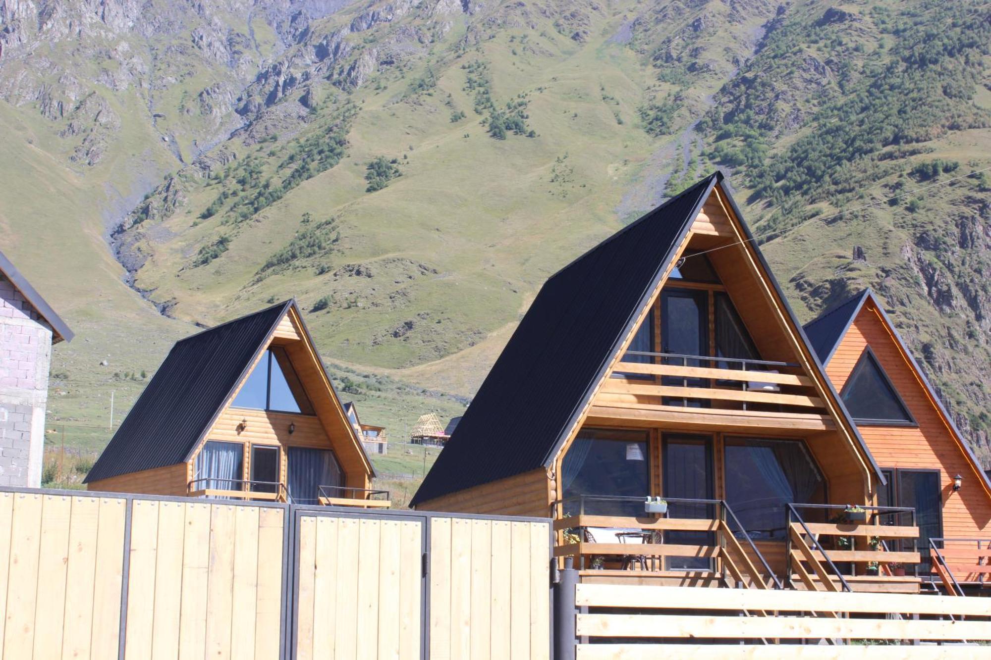 Kazbegi Folkアパートメント エクステリア 写真
