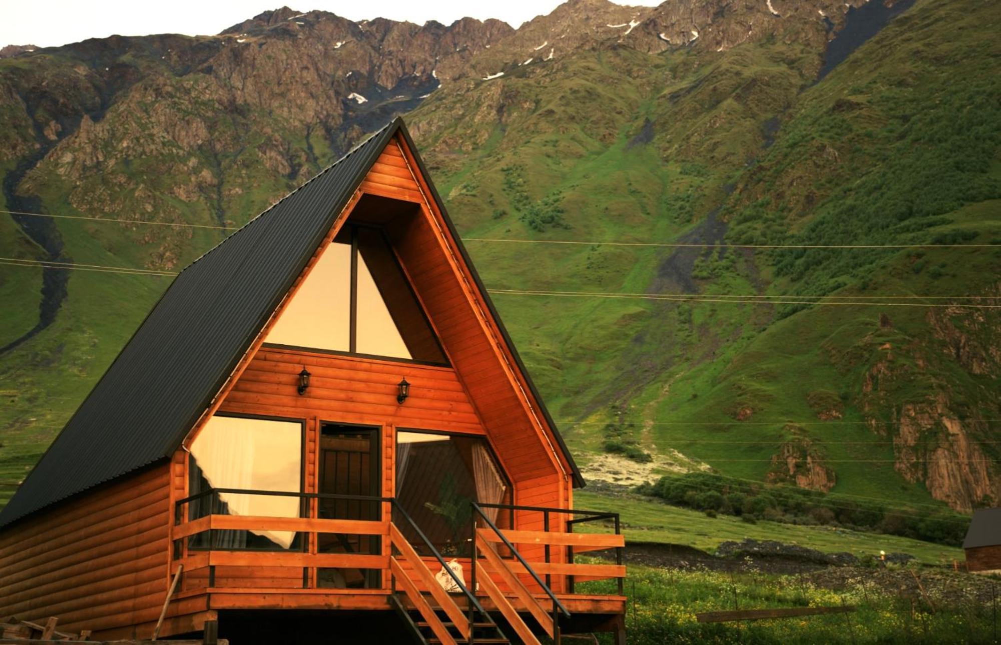 Kazbegi Folkアパートメント エクステリア 写真